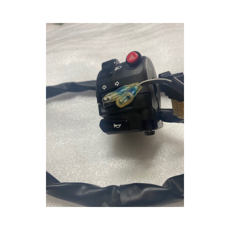 COMMUTATORE DEVIO LUCI SINISTRO YAMAHA R6 06-16 SWITCH GMR